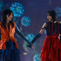 賀喜遥香、遠藤さくら（C）乃木坂46LLC