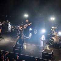 【独自コメント到着】Lonesome_Blue、浅草花劇場でワンマンライブ開催!キングレコードからの2ndフルアルバムリリースと4人目のメンバーとなる新ギタリスト加入をサプライズ発表