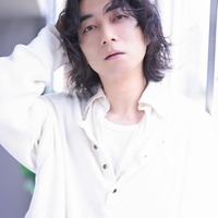 モデルプレスのインタビューに応じた渋谷謙人（C）モデルプレス