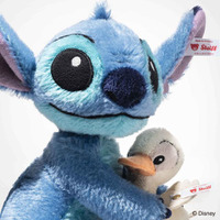 「ディズニースティッチとアヒルの子」© Disney © Margarete Steiff GmbH 2026