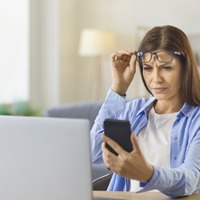 【便秘、老眼、たるみ肌etc.】キウイは色によって「効果」が違う！ 40～50代女性が「悩み別」に選ぶなら何色!?