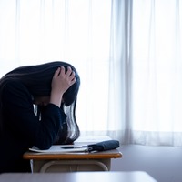 「電車を見ると飛び込みたくなる」メンタル不調からMARCHに現役合格。子どもを救った母親のひと言とは