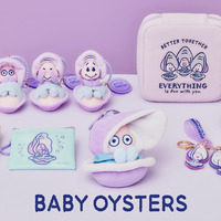 ぬいぐるみキーチェーン、ポーチ、ヘアポニーセット、シークレットポーチ、ぬいぐるみポーチ、キーチェーン/© Disney