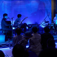 麻布台ヒルズで好評のアコースティックライブ特別回「廊下音楽Vol.5:Summer Special」7月31日に開催