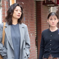小池栄子、北香那「さよならノワール」第1話（C）フジテレビ