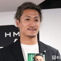 「がむしゃら なぜ俺は、こんなに走るのか——。」お渡し会＆W杯報告会に出席した前田大然選手（C）モデルプレス