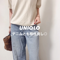 上質感あるスキッパーセーター×ユーズド感あるデニム。【上下ユニクロ】でシンプルながらこなれた雰囲気に【40代の毎日コーデ】