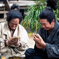 なぜ小一郎(仲野太賀)は秀吉(池松壮亮)に「残酷な嘘」をついたのか?「本能寺の変」直後の動乱と史実を解説【NHK大河『豊臣兄弟!』28話】
