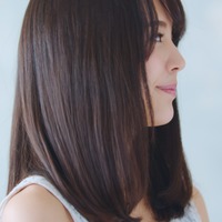 その髪で5歳老けてる!40代女性が今すぐやめるべき「シャンプー後のNG習慣」