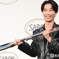 掛け声をMCに念入りに確認し無事「ビッグボディスクラブ」を開封できた田中樹（C）モデルプレス