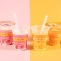 （左から）ピーチフラッペ、マンゴーフラッペ（各税込380円）（提供画像）
