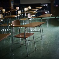 「子どもを足型で強制!?」学級崩壊は「特別なニュースじゃなくなった」。親も気づかない、崩壊の兆しとは【菊池省三先生インタビュー】