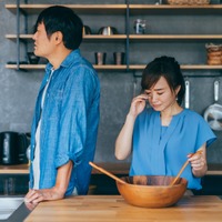 妻の「良かれと思って」に激怒…年収650万「あまのじゃく型モラハラ夫」に追い詰められた42歳妻が下した決断【行政書士が解説】
