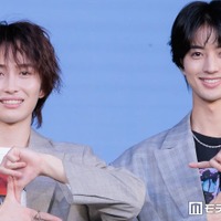 「第39回ジュノン・スーパーボーイ・コンテスト BEST30お披露目記者会見」に出席したEVE×JUN（C）モデルプレス