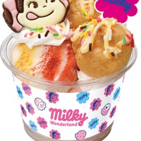 ミルキーシュークリームサンデー850円（C）2026 FUJIYA CO．，LTD．