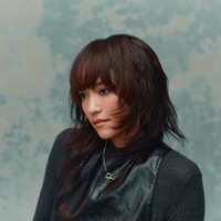 iri、初のアニメタイアップが決定。書き下ろし曲「Period」がTVアニメ『ホタルの嫁入り』OPテーマに