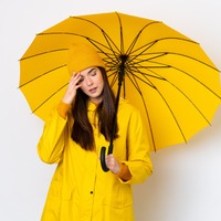 心臓病や脳卒中の引き金にも?「雨の日は不調」を軽く見ないで…天気の変化が体に及ぼす意外な影響を専門医が解説