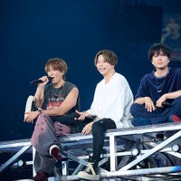 （左から）小山慶一郎、増田貴久、加藤シゲアキ／NEWS（提供写真）