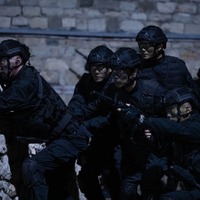 堺雅人、竜星涼、オーム・タナパックら「VIVANT」第20話（C）TBS