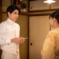 本田響矢、芳根京子「波うららかに、めおと日和」第1話（C）フジテレビ