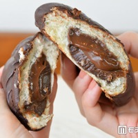 中にはとろっとしたチョコクリームが（C）モデルプレス