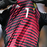 バルセロナ、今W杯に出場した代表GKの獲得を狙う？
