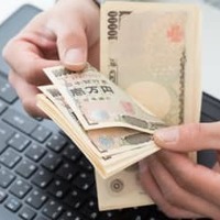 1000万円までの道のりは長いのですが、まずは100万円、次に300万円を目指しましょう。プランニングのポイントをご紹介します