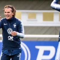 グリーズマンもやりたい放題！フランス代表の「無慈悲鳥かご」がこれ