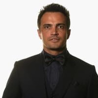 “フットサルの神”ファルカンの『吸い付き肩トラップ』がスゴイ