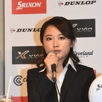 同じダンロップ契約となった松山英樹からのメッセージに大興奮の安田（撮影：鈴木健夫)