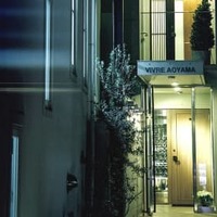 「ここって、誰かのマンション？」青山の住宅街の奥に、ピュアな味わいのフレンチがある
