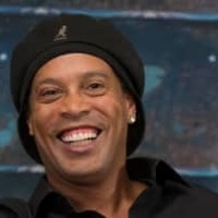 ロナウジーニョ、自宅軟禁なのにTV番組に出演！そのシーンがこれ