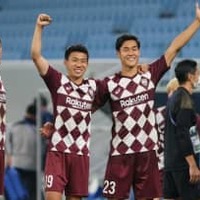 ヴィッセル神戸、初のACLベスト4！イニエスタもはしゃぐ
