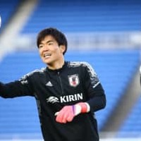 「めっちゃ飛び出す」 日本代表GK西川、柏の18歳GK佐々木雅士を誉める