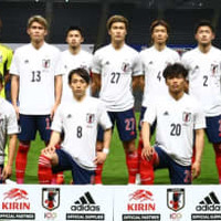 久保建英もお手伝い！U-24日本代表「試合後の清掃シーン」がこちら