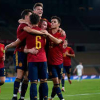 スペインサッカーはやっぱスゴイ！U-21代表の「最深部から壊す超速ゴール」がこれ
