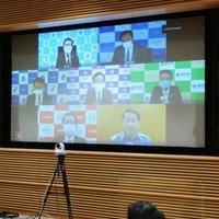 新型コロナ対策について議論した全国知事会のオンライン会合＝27日午後、東京都内