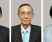 （左から）岸田文雄首相、細田博之衆院議長、山東昭子参院議長