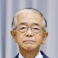 金子原二郎氏