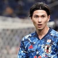 日本代表が抱える「南野の左サイド問題」、吉田麻也が指摘する“改善点”