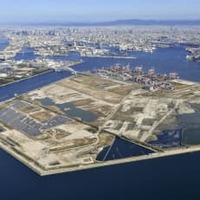 ２０１９年１１月５日撮影　　ＩＲ建設予定地の大阪湾の人工島・夢洲＝大阪市（共同通信社ヘリから）