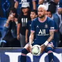 PSG、ネイマール売却に前向きか　本人は残留希望