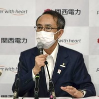 6月下旬の退任を前に、記者会見する関西電力の森本孝社長＝6日午後、大阪市