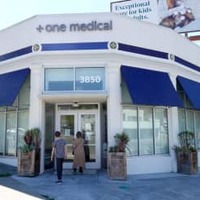 米カリフォルニア州にある診療サービス、ワン・メディカルの事業所＝21日（ゲッティ＝共同）