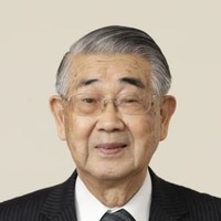 古川貞二郎氏