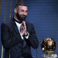 バロンドール受賞のベンゼマ、腕時計とバングルのブランドが判明！値段がヤバい