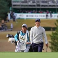 石川遼が大会3勝目に向けてスタート（撮影：米山聡明)