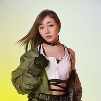 須田亜香里 （C）舞台「Bumblebee7」製作委員会