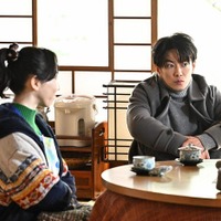 平岩紙、佐藤健／  「100万回 言えばよかった」第6話より（C）TBS