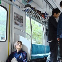 山田裕貴、赤楚衛二「ペンディングトレイン―８時２３分、明日　君と」第4話より（C）TBS